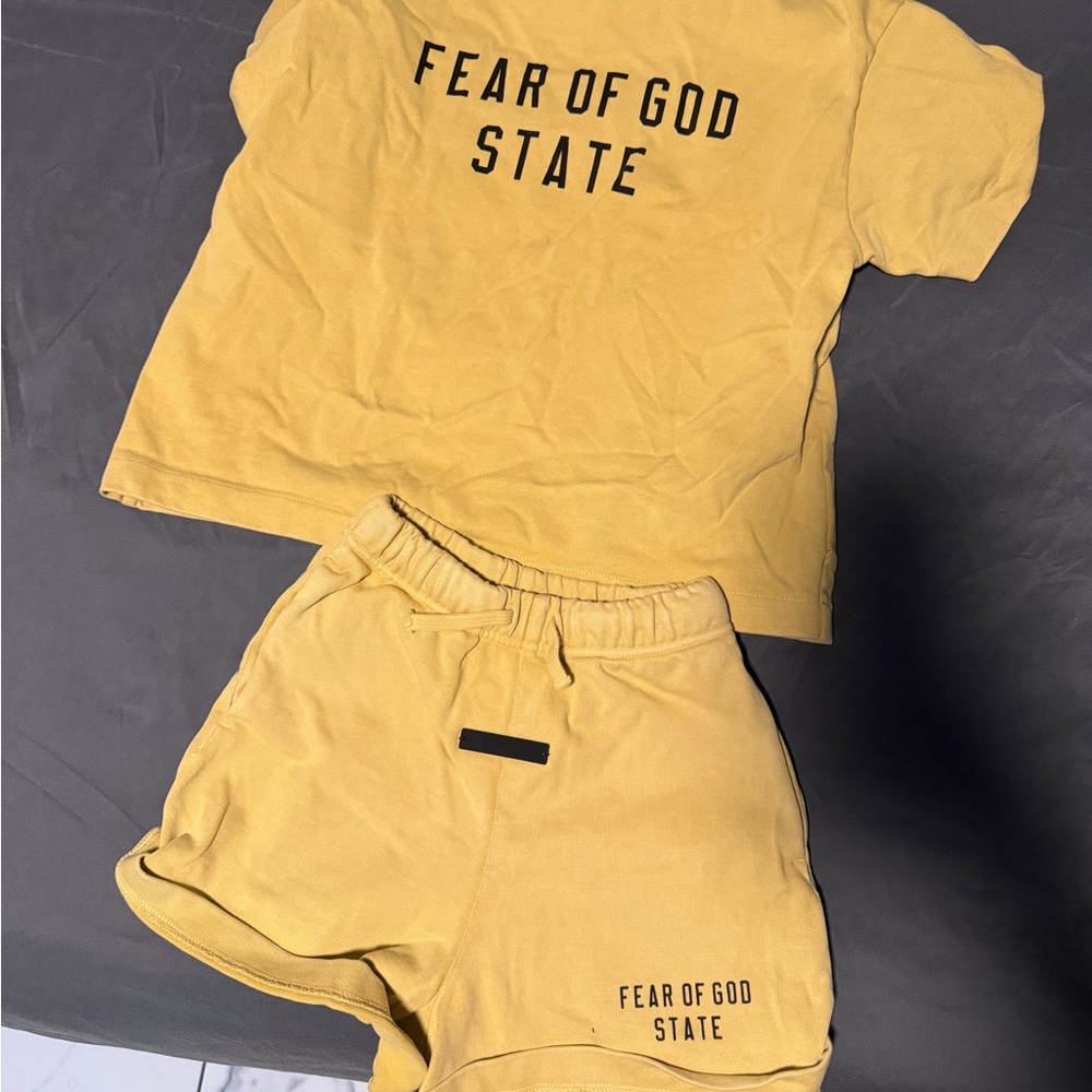 Essentials shorts Set